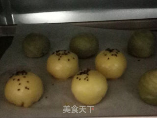蛋黄酥（淡味黄油版）的做法步骤：14