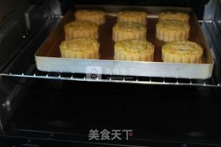 五仁月饼的做法步骤：12