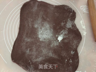 可可双色蜂蜜面包卷的做法步骤：8