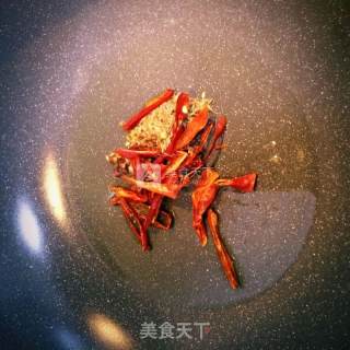 五花肉炖干豆角的做法步骤：7