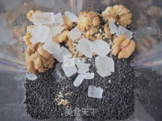 芝麻核桃粉的做法步骤：1