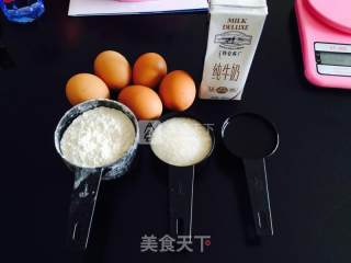 8寸戚风蛋糕的做法步骤：1