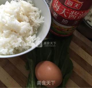 酱油炒饭的做法步骤：1