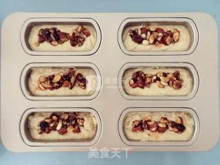 奶茶焦糖坚果磅蛋糕的做法步骤：7