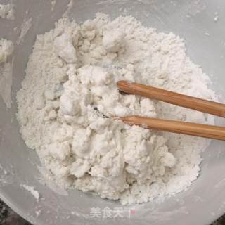简易糯米饼的做法步骤：1