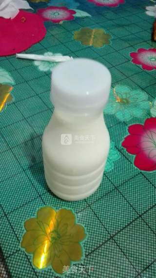 奶昔的做法步骤：1