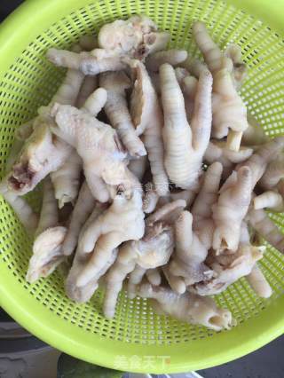 泡椒凤爪的做法步骤：4