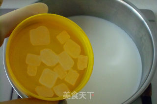 杏仁露的做法步骤：4