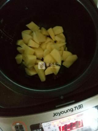 青椒土豆煲鸡块《电饭锅版》的做法步骤：5