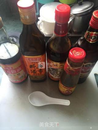 糖醋排骨的做法步骤：6