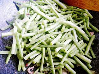 豇豆角炒肉的做法步骤：10