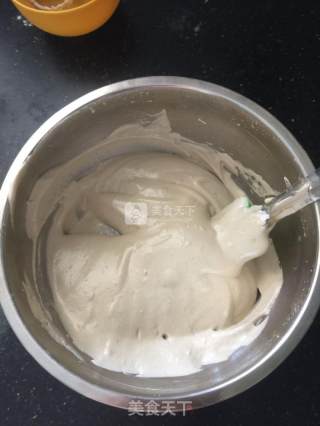 清新薄荷戚风蛋糕的做法步骤：12