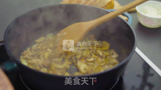 奶油蘑菇汤的做法步骤：2
