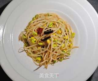 水煮罗非鱼——没有刺才畅快的做法步骤：2