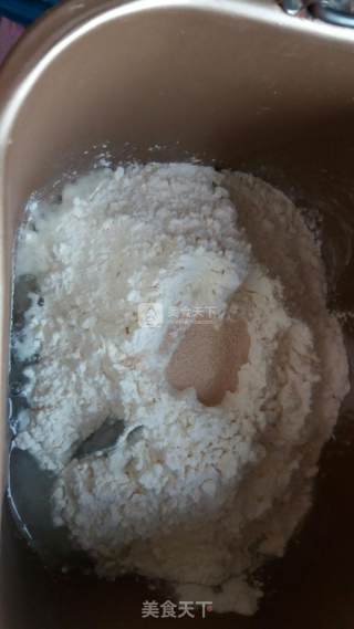 汤种椰蓉面包的做法步骤：2