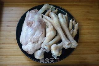 淡菜节瓜鸡脚汤的做法步骤：3