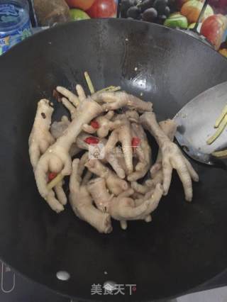 红烧凤爪的做法步骤：5