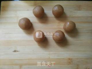 双蛋黄月饼的做法步骤：6