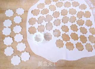 时蔬面花汤的做法步骤：3