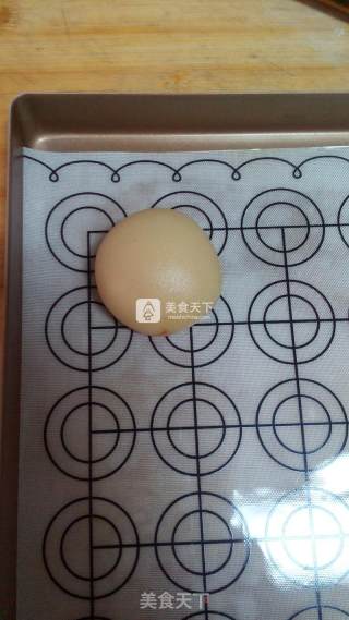 酥皮枣泥月饼的做法步骤：13