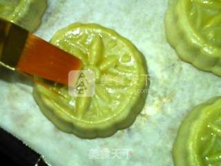 广式核桃豆沙月饼的做法步骤：20
