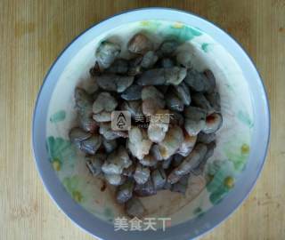 翡翠韭菜虾仁水饺的做法步骤：4