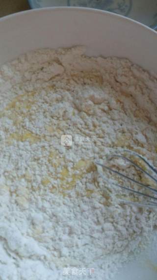 不会失败的8寸戚风蛋糕的做法步骤：6