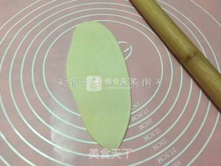 豆沙蛋黄酥的做法步骤：4