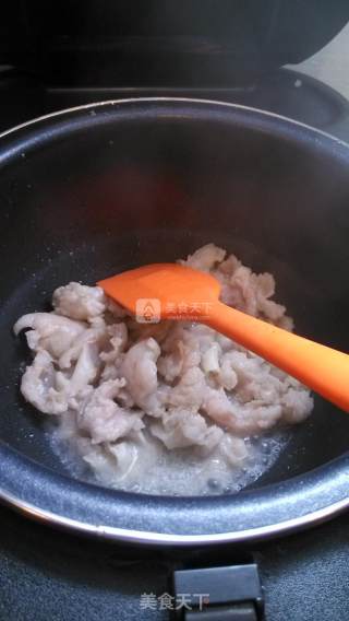 玫瑰苏式月饼的做法步骤：1