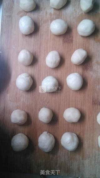 玫瑰苏式月饼的做法步骤：6
