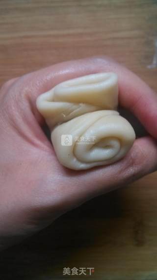 玫瑰苏式月饼的做法步骤：17