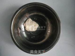 蔓越莓杂粮软欧的做法步骤：1