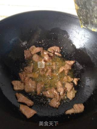木耳青瓜炒肉片的做法步骤：5