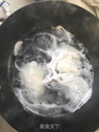 西红柿混汤面的做法步骤：2