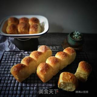 蜂蜜胡萝卜椰香小餐包的做法步骤：6