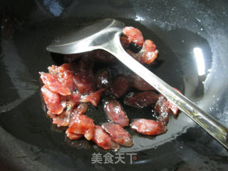 香肠白菜煮粉丝的做法步骤：2