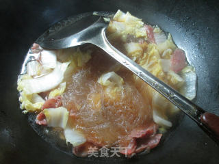 香肠白菜煮粉丝的做法步骤：7