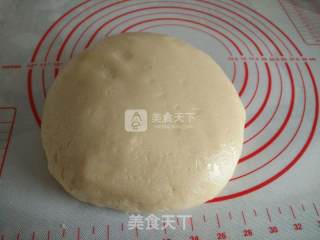 广式月饼的做法步骤：2