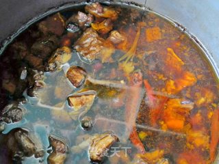 【啤酒红烧牛肉】的做法步骤：11