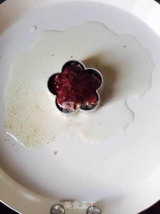 花朵土司牛肉汉堡的做法步骤：7
