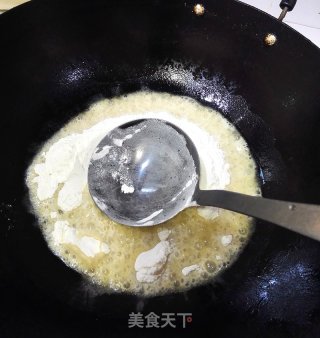 奶汁豆腐汤  融入一座城市美味的做法步骤：5