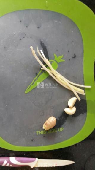 香酥鸡柳的做法步骤：3