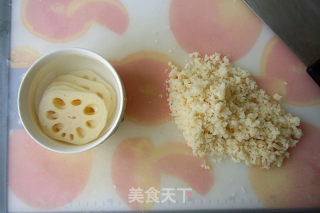 莲藕蒸肉丸的做法步骤：2