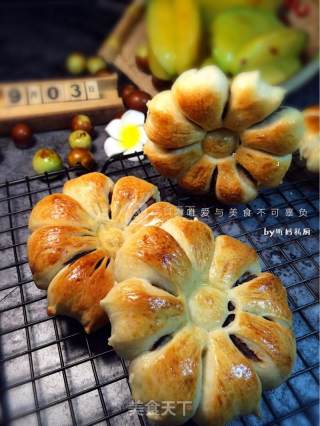 豆沙花瓣面包的做法步骤：12