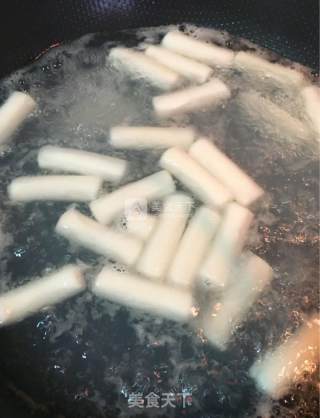 辣年糕【中式酱料】的做法步骤：5