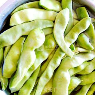 土豆炖豆角的做法步骤：1