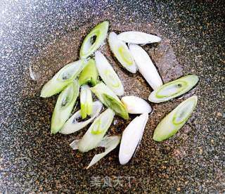 土豆炖豆角的做法步骤：4