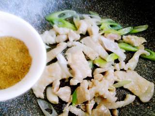 土豆炖豆角的做法步骤：6