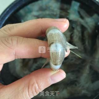 香辣虾（酱油炒虾）的做法步骤：1