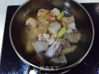 黄焖鸡的做法步骤：7